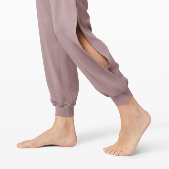 Lululemon align cool vent jogger purple size 8 - Picture 2 of 6